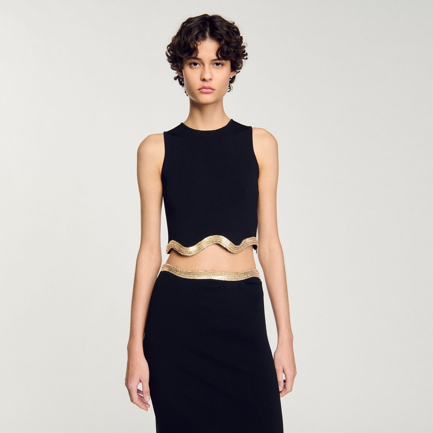 Tanger Cropped Jumper With Chain Detail Black Black