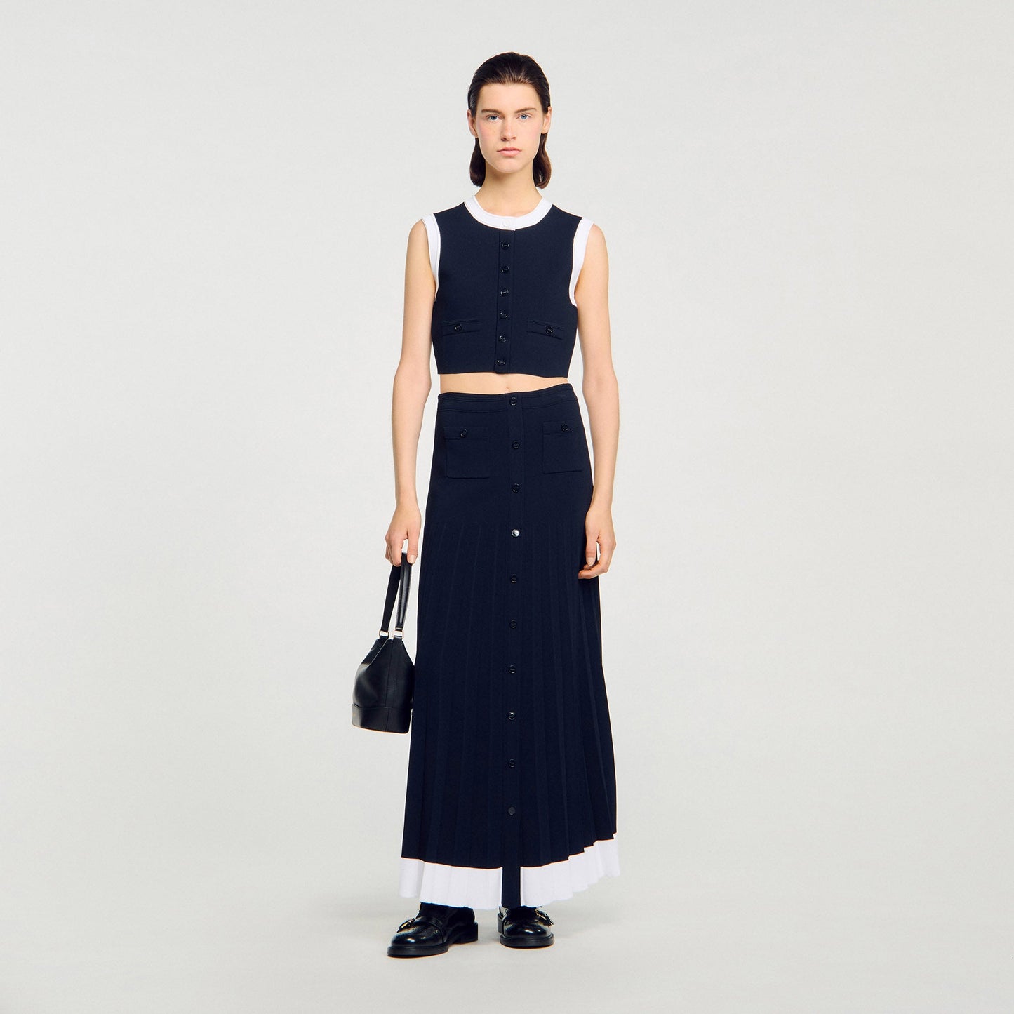 Ocean Two-Tone Cropped Cardigan Navy Blue