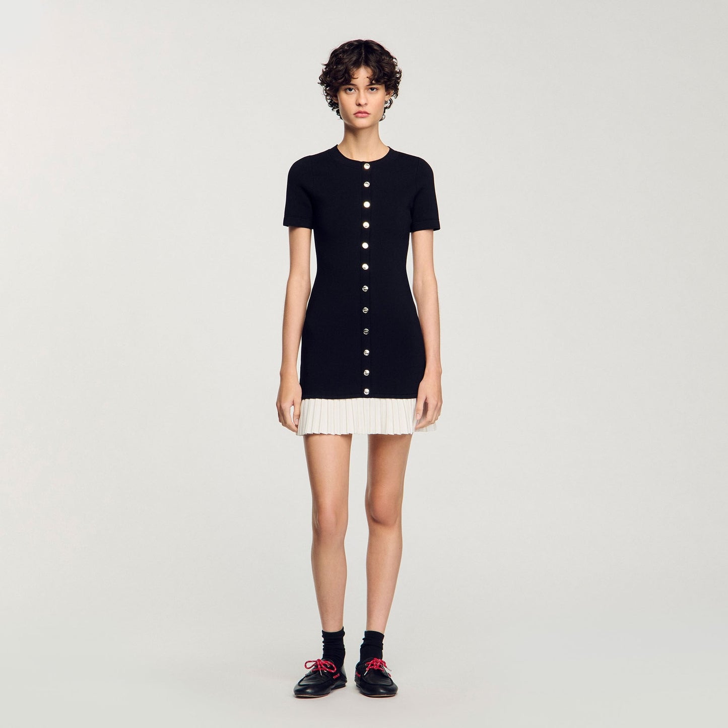 Short Knit Dress With Ruffle Black / Ecru