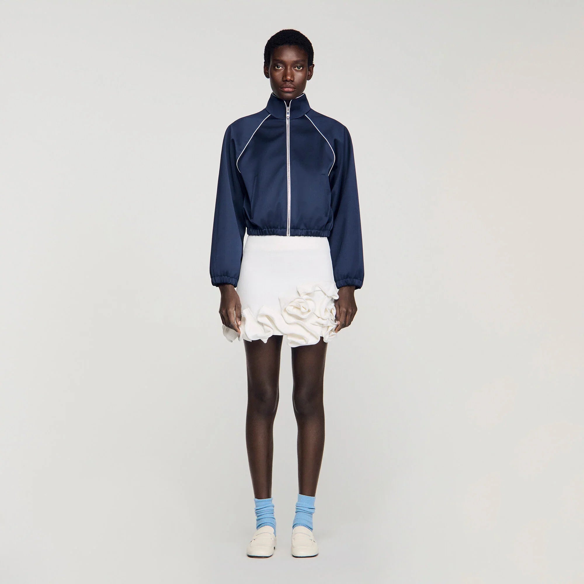 Lizy Embroidered Cropped Satin Jacket Navy / Black