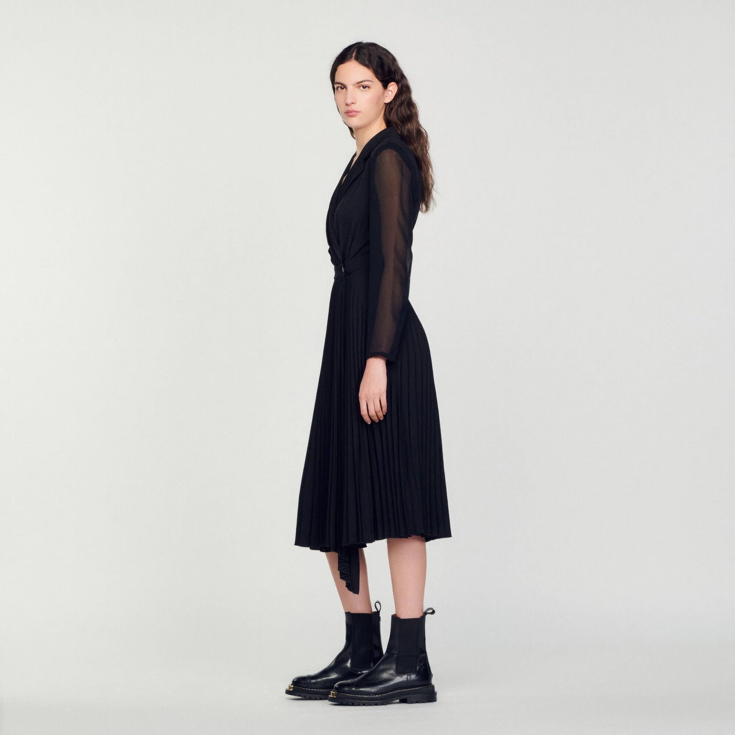 Dual-Material Long-Sleeved Dress Black