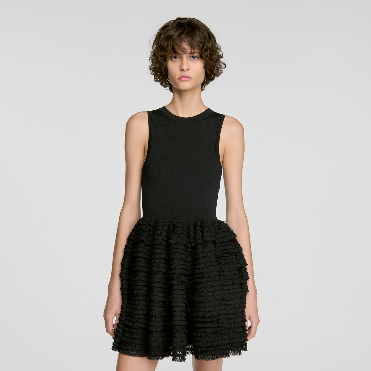 Dua Short ruffled lace dress Black