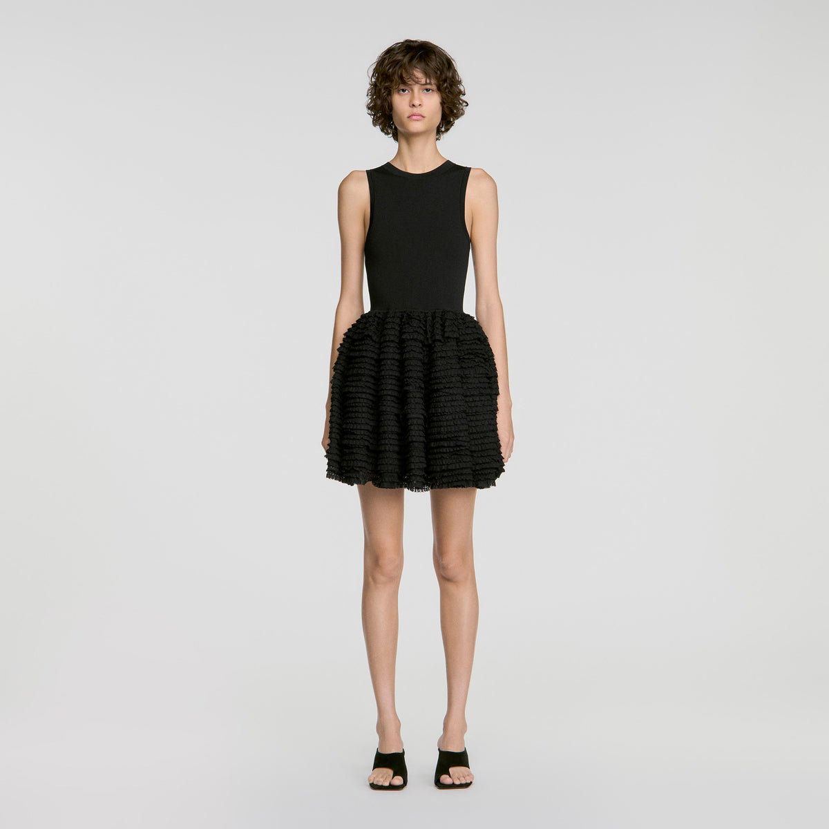 Dua Short ruffled lace dress Black
