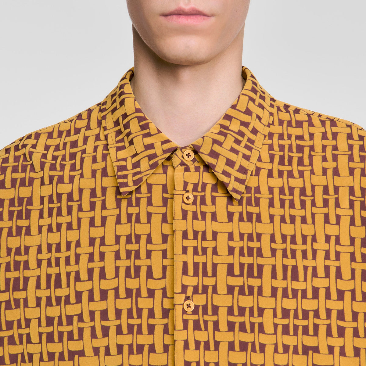 Thread Shirt Shirt with velvet flocking Mustard