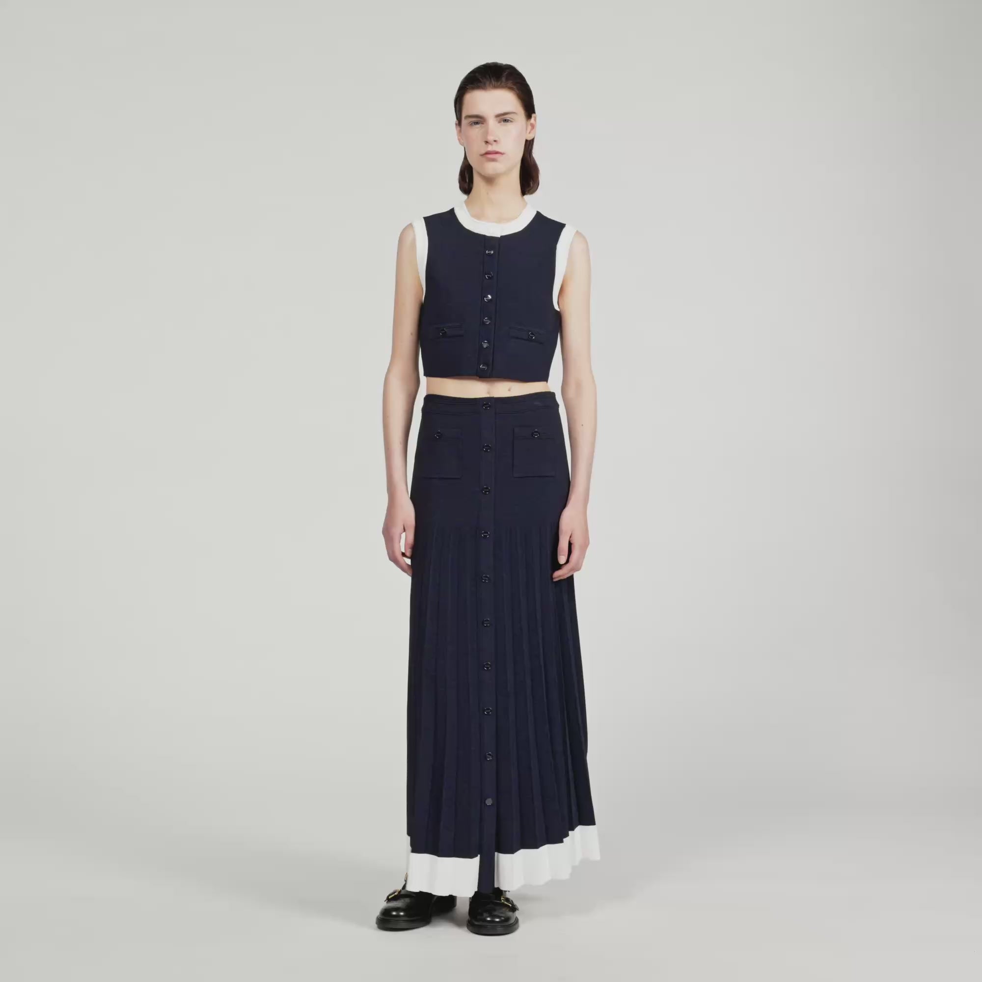 Ocean Two-Tone Cropped Cardigan Navy Blue