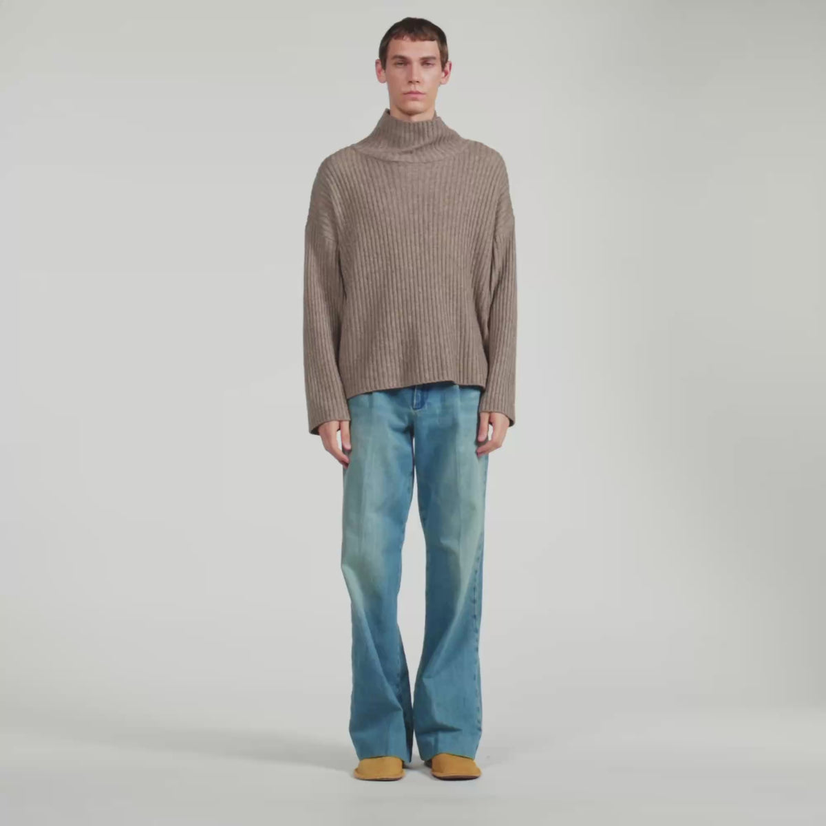 Oversize Rib Turtleneck Ribbed wool and cashmere jumper Beige / Taupe