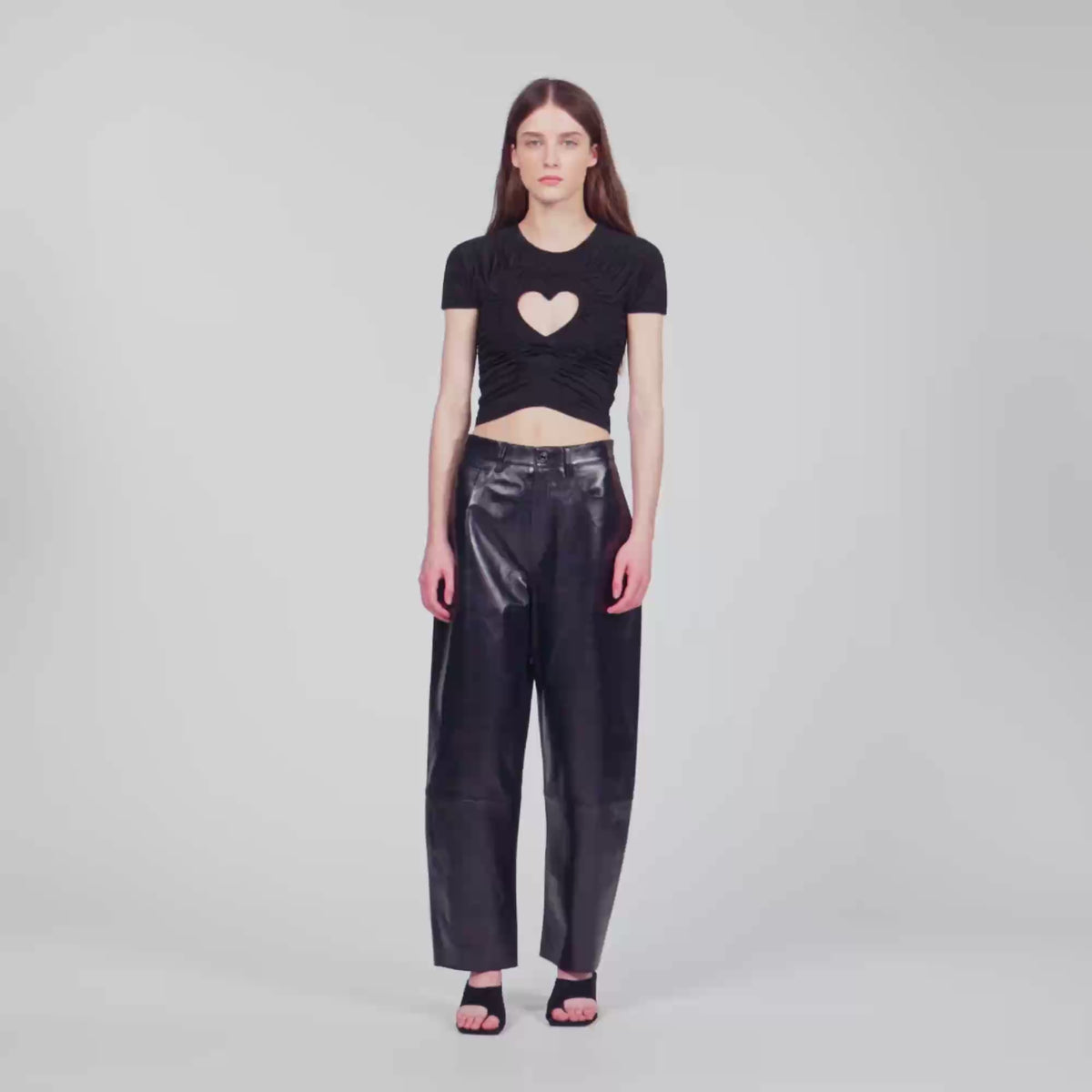 Lovejoy Ruched heart cropped T-shirt Black