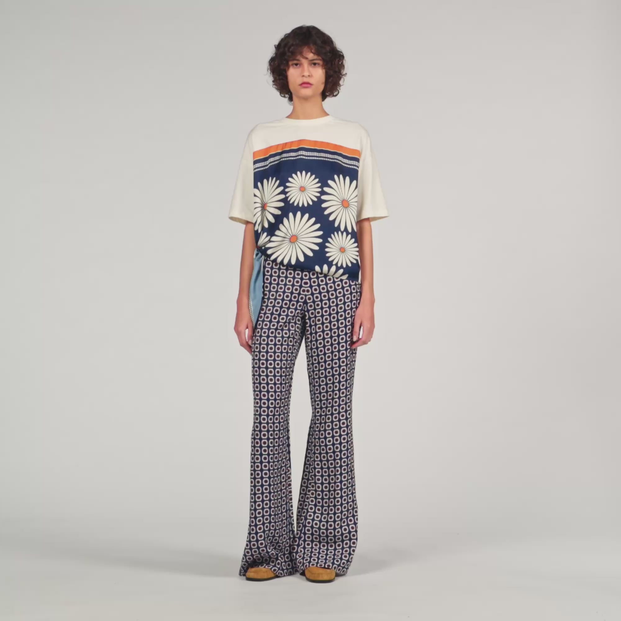 Donovan Floral-Print Floaty Trousers Deep Blue / Ocher